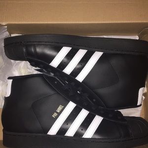 PRO MODEL CLASSIC by Adidas